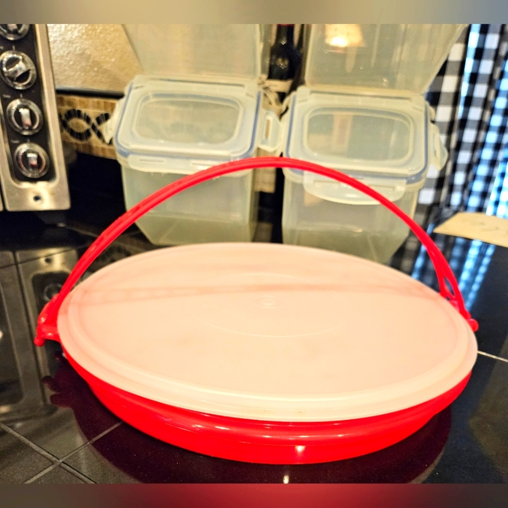Tupperware Lidded Divided Party Tray Server Carrier Handle Carry Strap